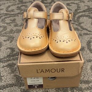 L'Amour Kids Champagne Dress Shoes New in box!